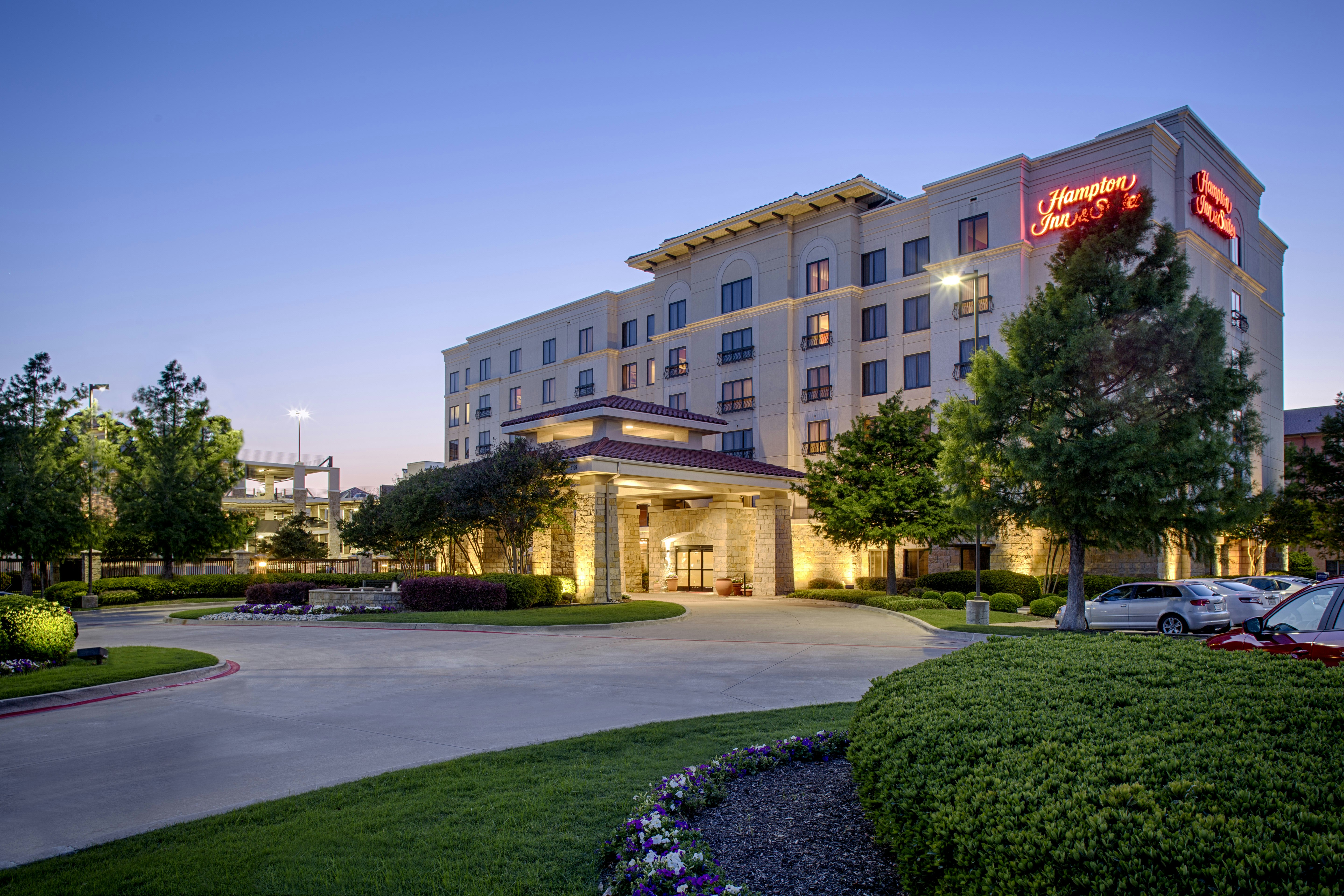Hampton Inn & Suites Legacy Park-Frisco 5/55