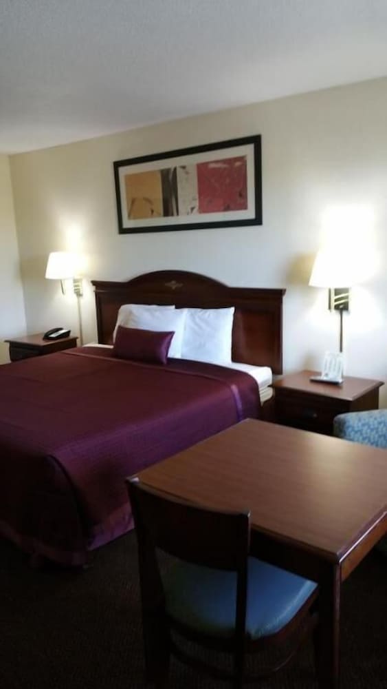 Hoosier Inn 29/39