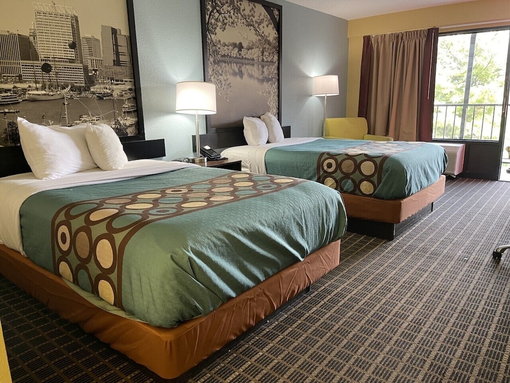 Super 8 By Wyndham Jessup/Baltimore Area 5/24