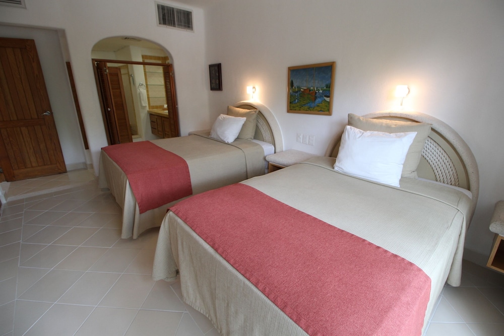 Las Villas Akumal 8/50