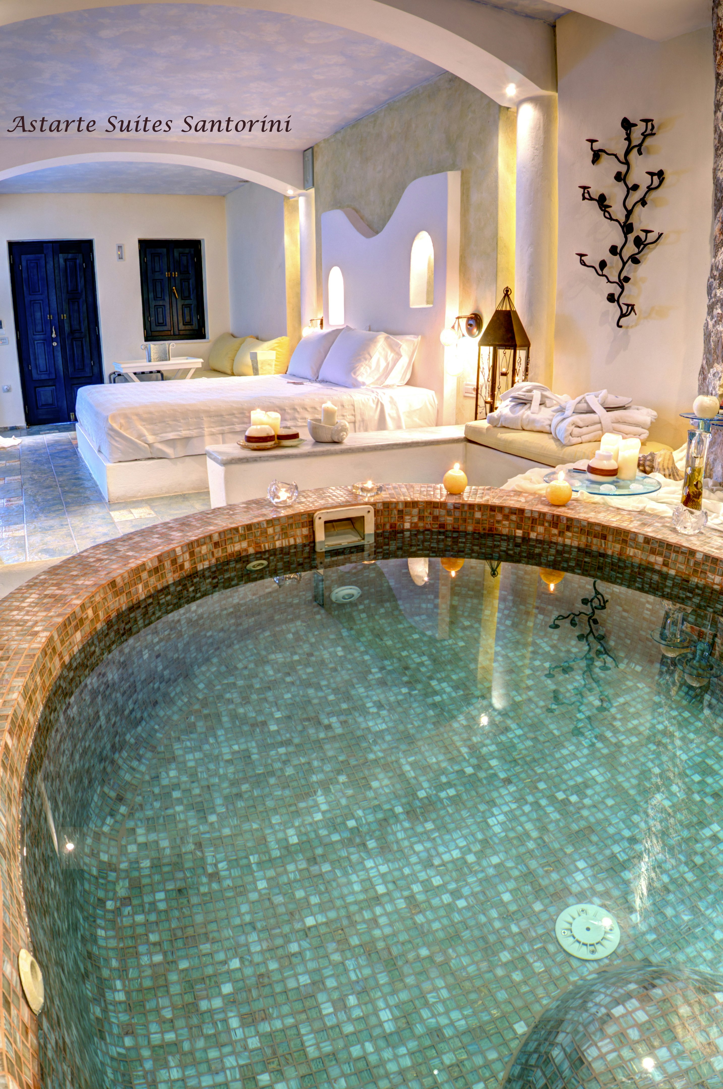 Astarte Suites 9/18