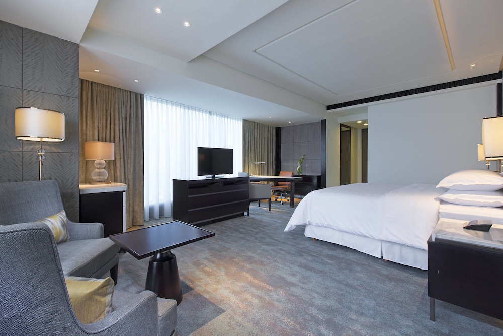 Sheraton Grand Jakarta Gandaria City Hotel 24/52