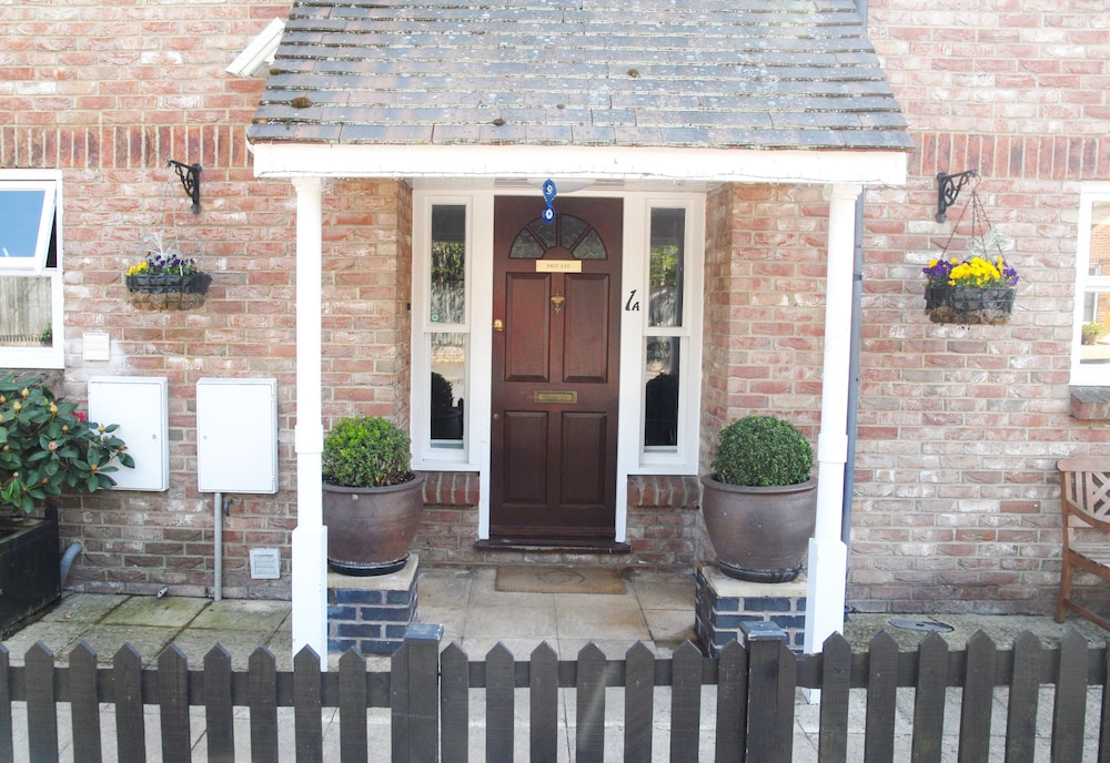 Marlborough House Hotel 1/50