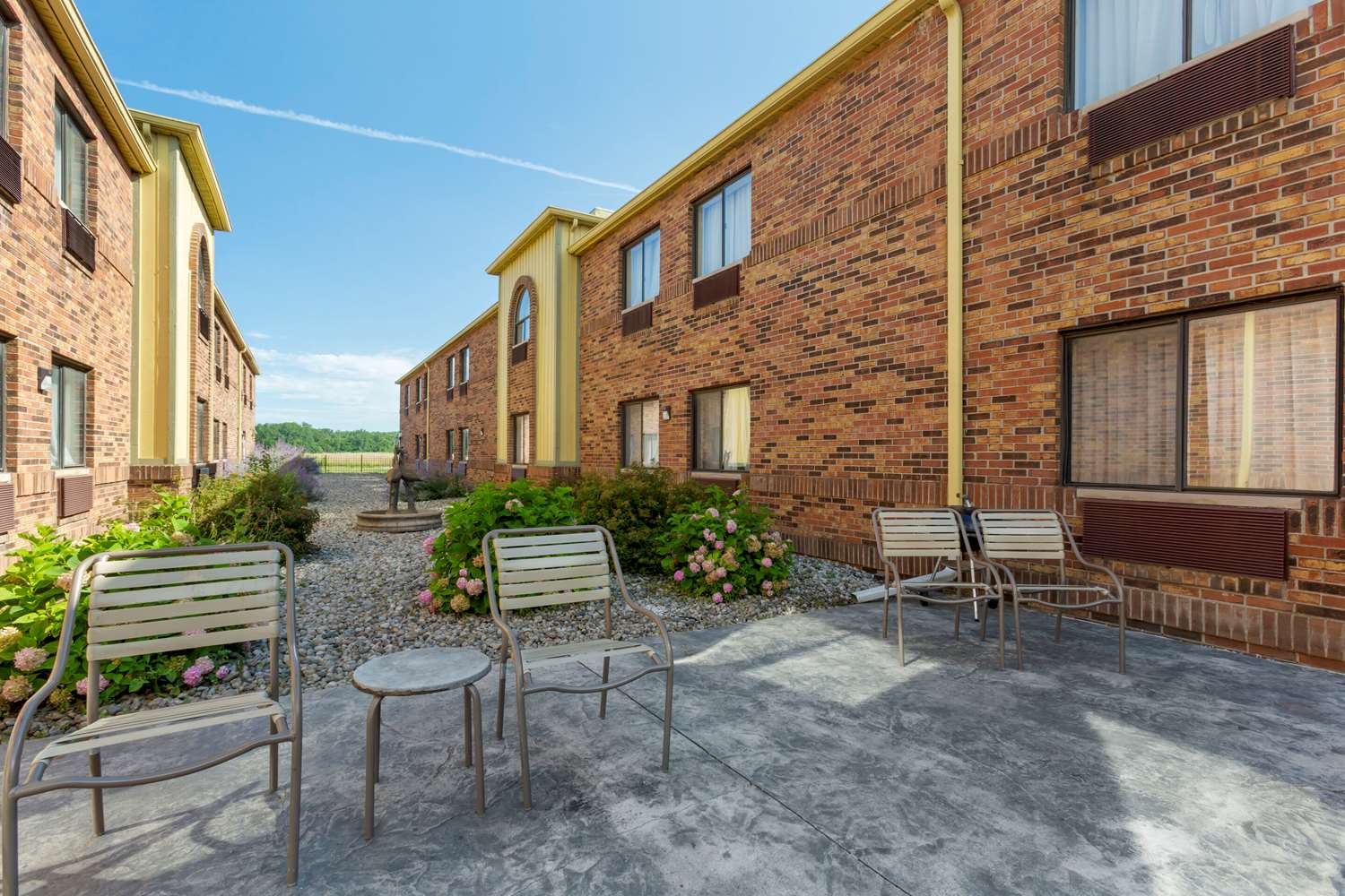Quality Inn Alexis Rd 13/13