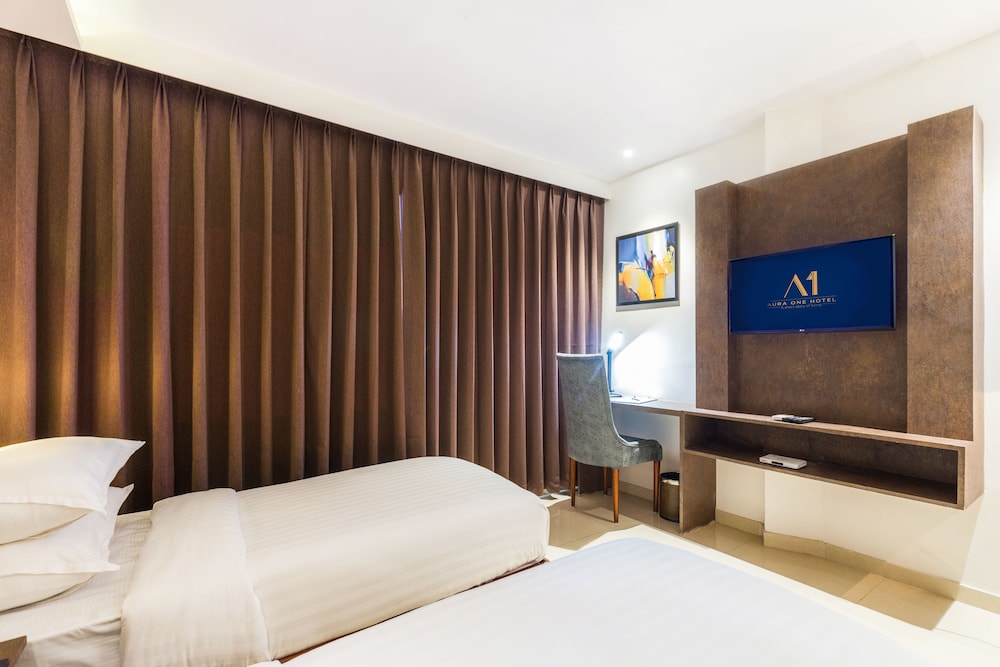 AURA ONE HOTEL 21/45