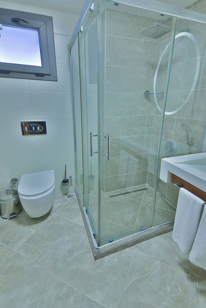 Buca Residence Hotel 35/36