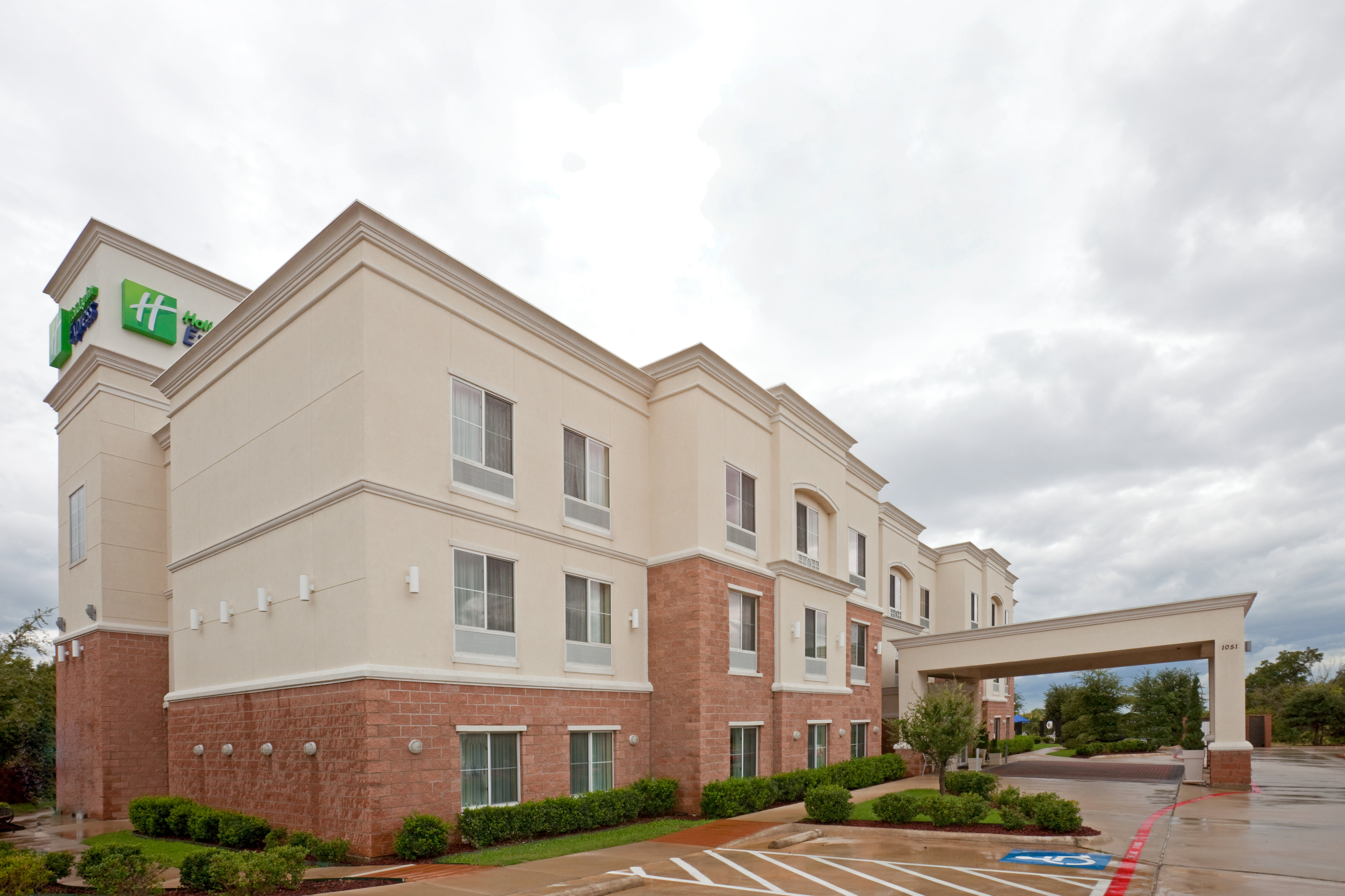Holiday Inn Express Hotel And Suites Decatur 2/57