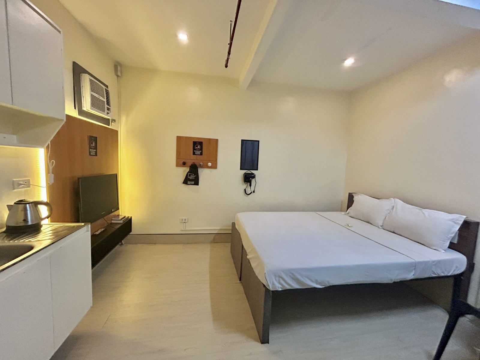 Selah Lofts Pasay Hotel 9/50