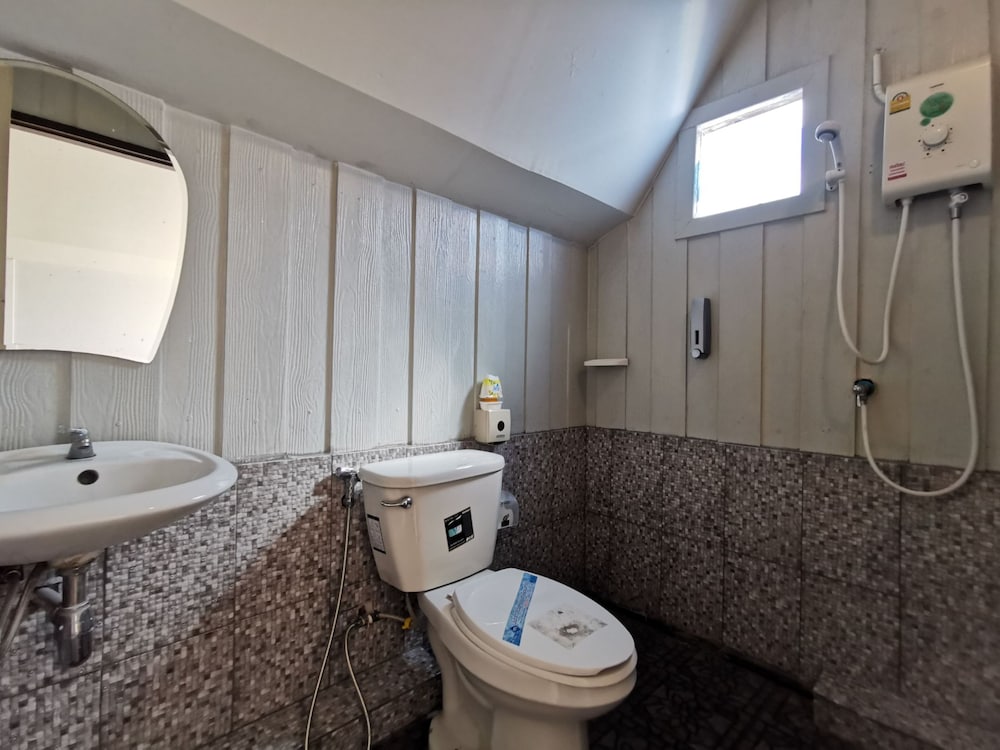 BUNGALOW, TRIPLE