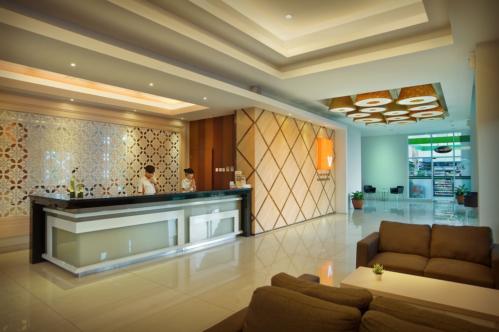 V Hotel Residence 2/15