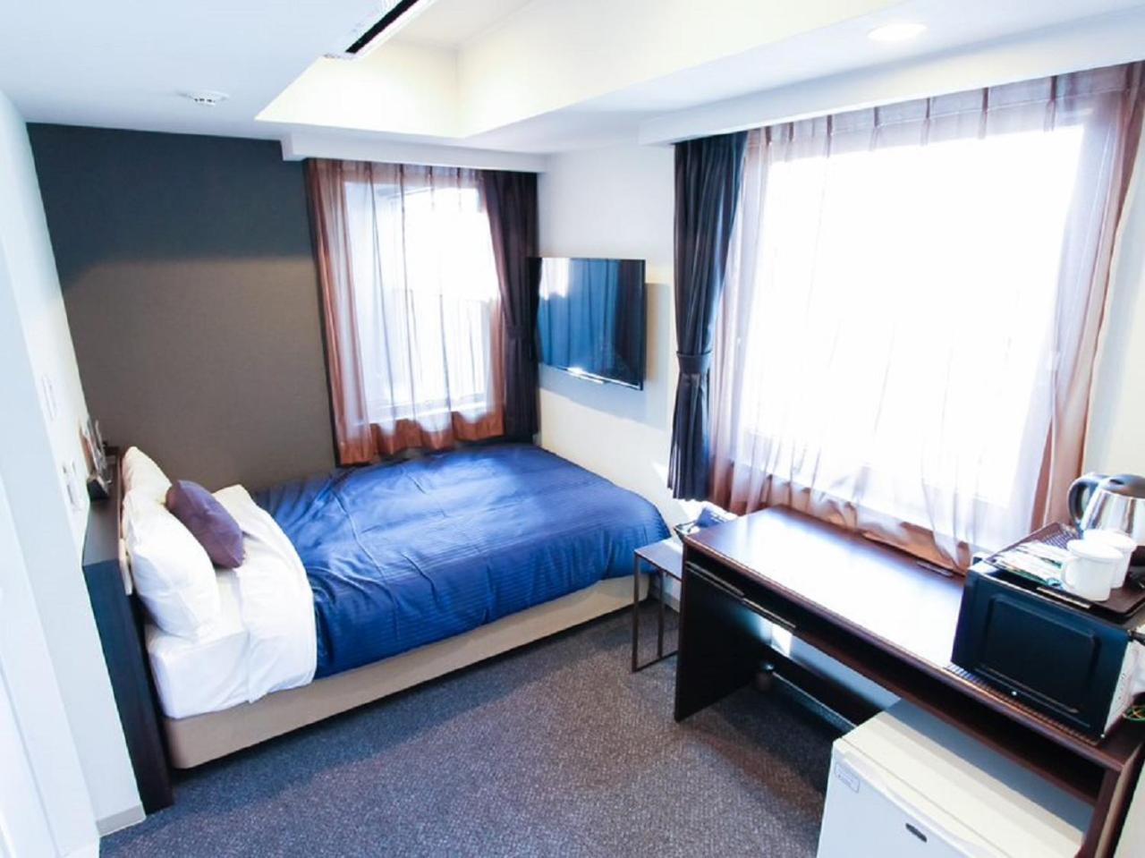 Room, Semi Double Bed, Smoking