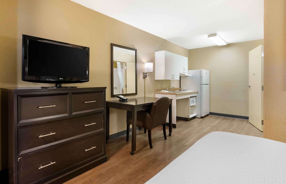 Extended Stay America - Roanoke - Airport 27/36