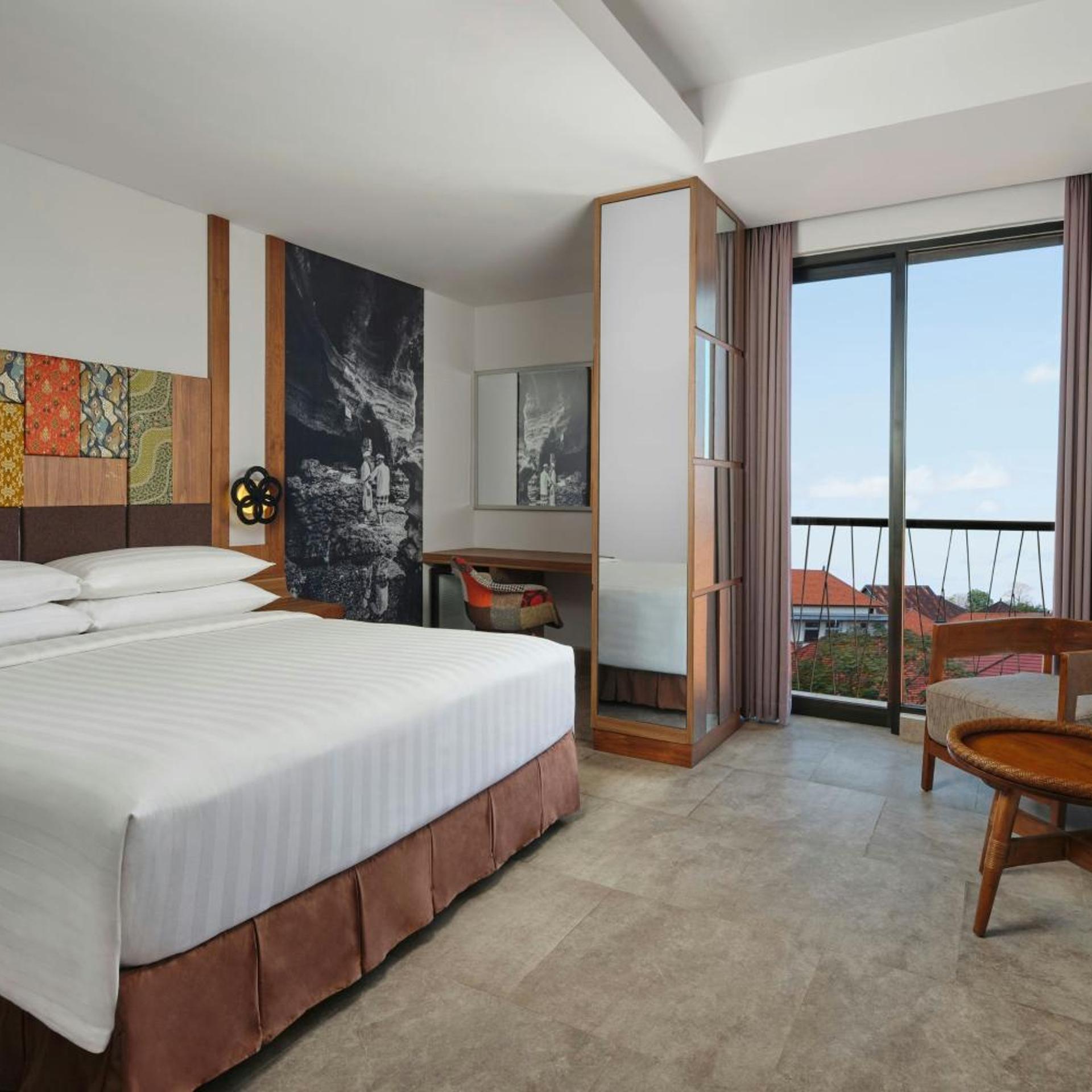 Superior, King Bed, Balcony
