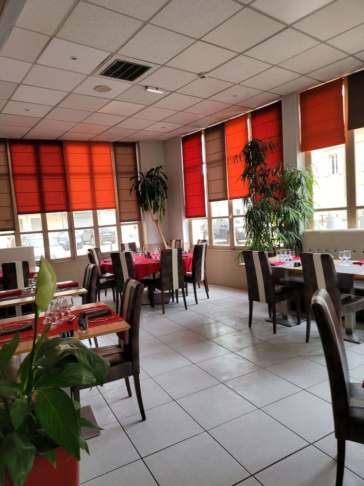 Kyriad Orange Centre 34/69