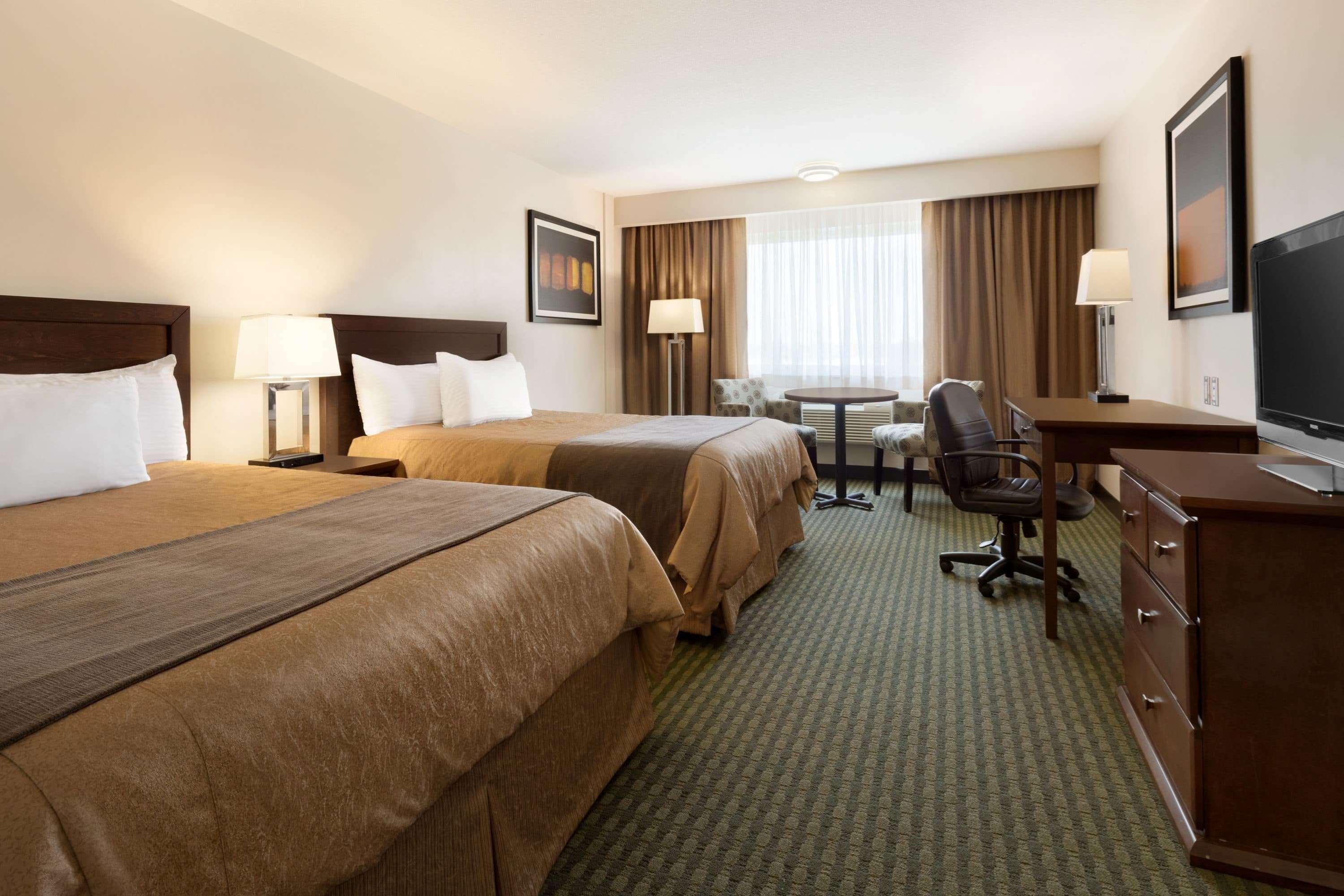 Room, 2 Queen Beds, Smoking