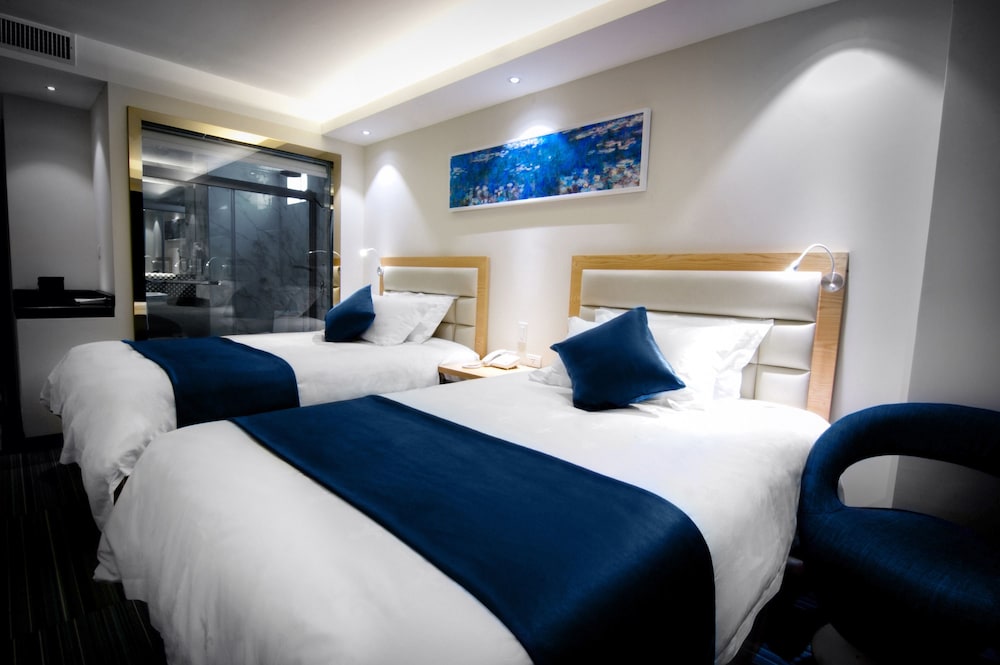 Lyz Business Hotel 12/44