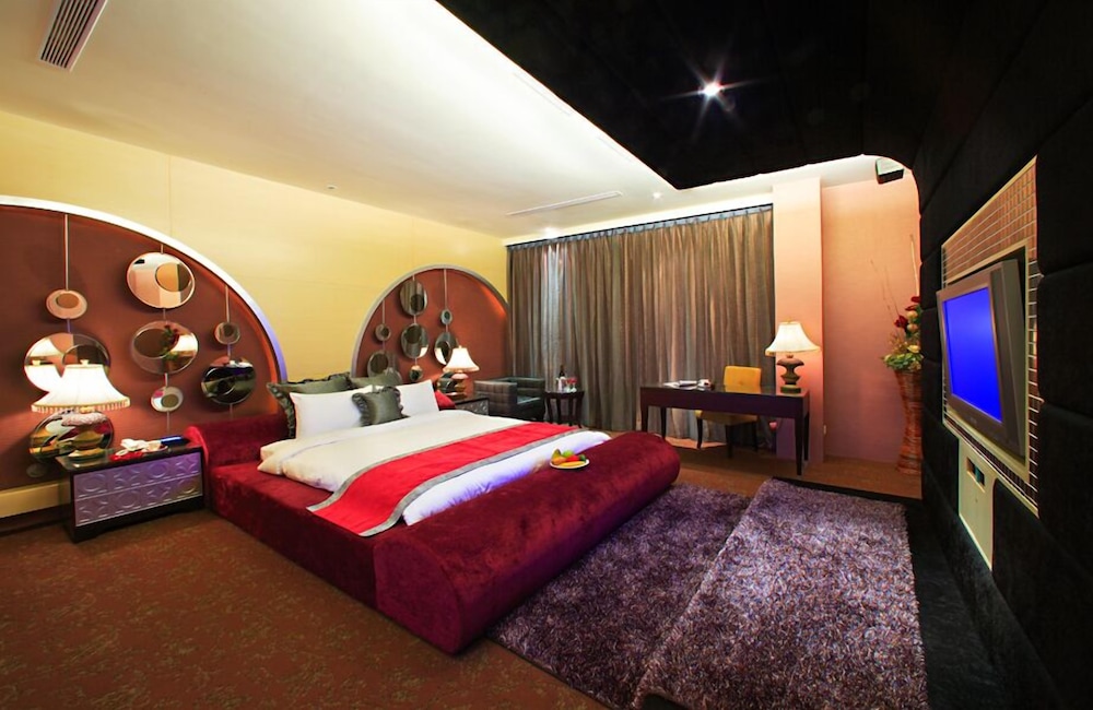Amain Boutique Motel Tu Cheng 8/69