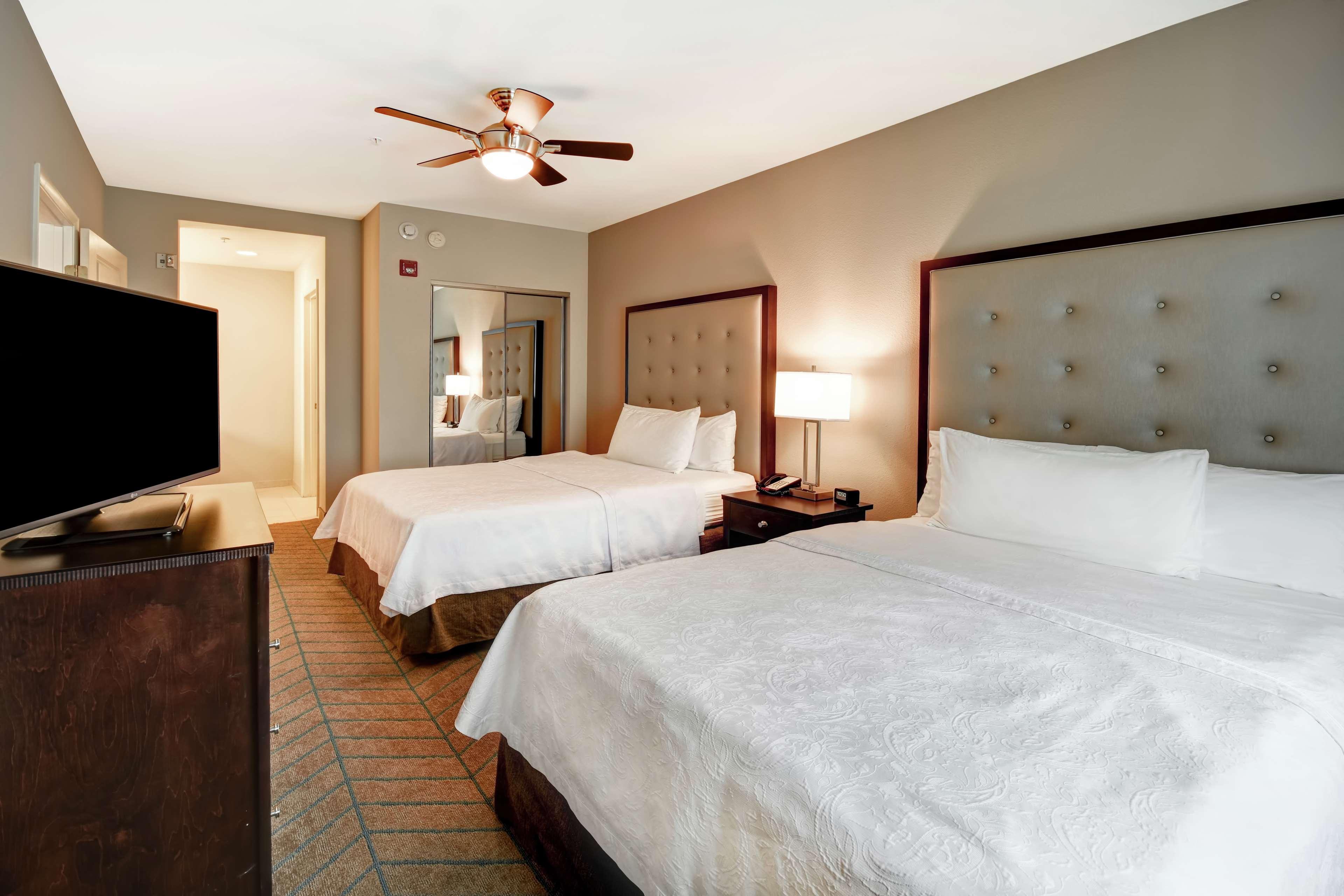 Suite, 2 Queen Beds