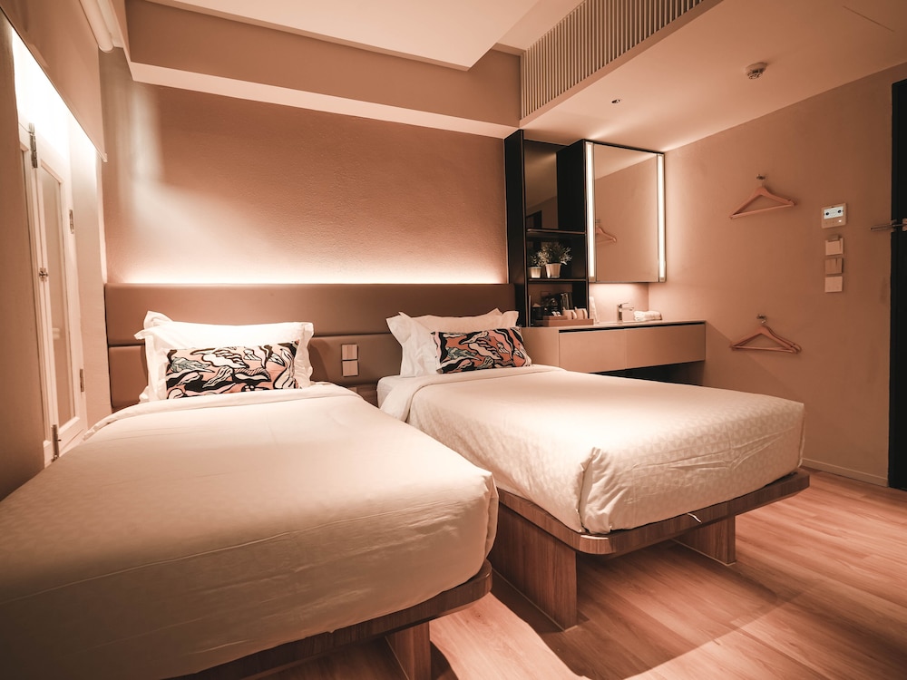 Hotel 1900 18/64