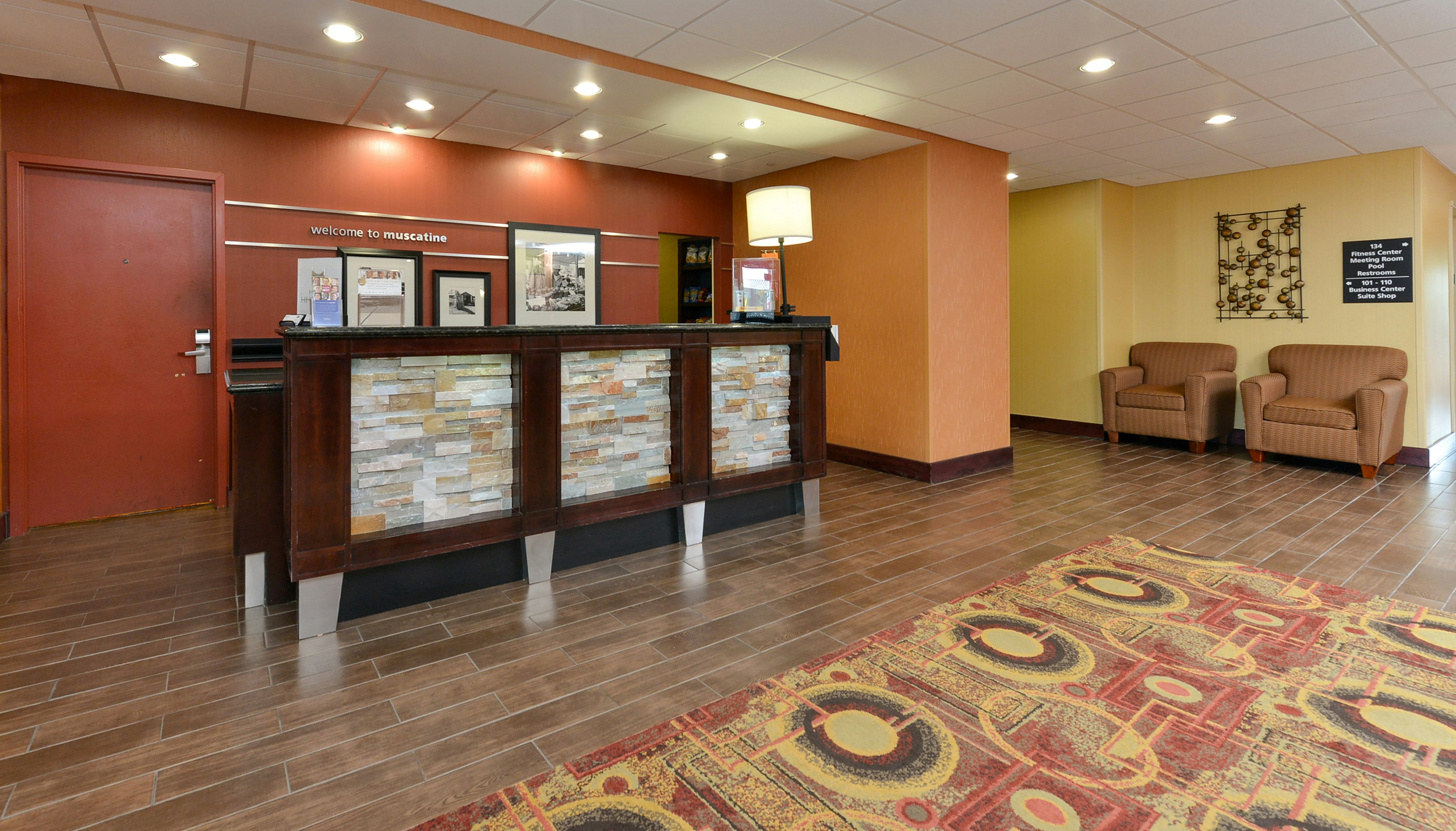 Hampton Inn Muscatine 2/35