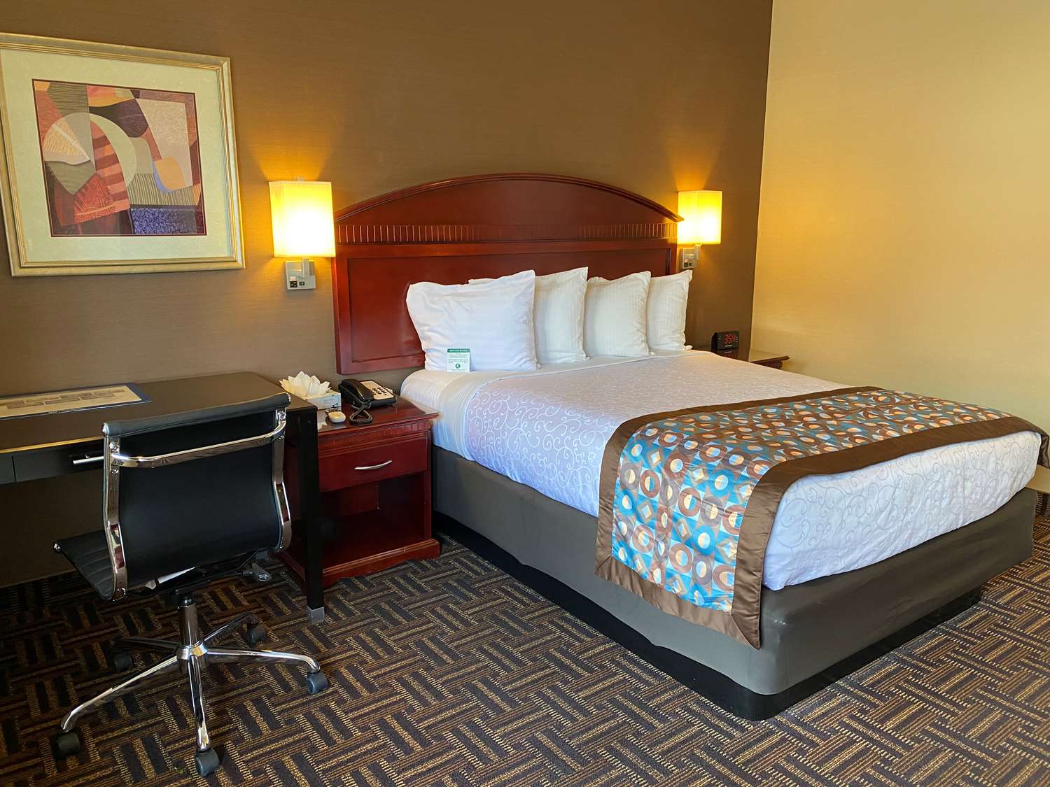 غرفة بسرير كوين لذوي الإعاقة، Best Western Pasadena Inn 3/4
