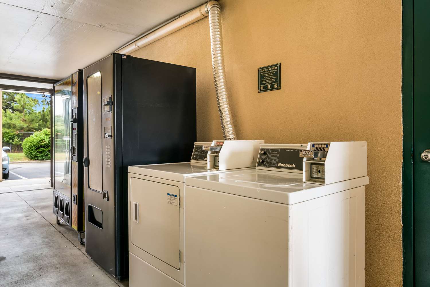 Quality Inn Battleboro - Rocky Mount 13/38