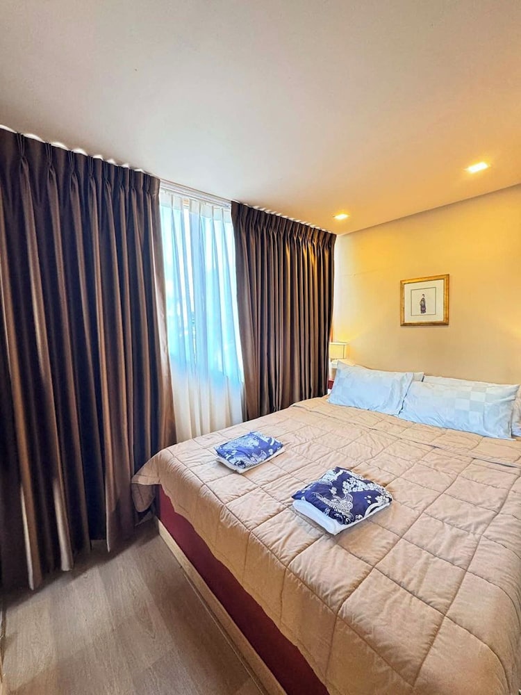 Blu Cabin Ari Stylish Gay Poshtel 19/73
