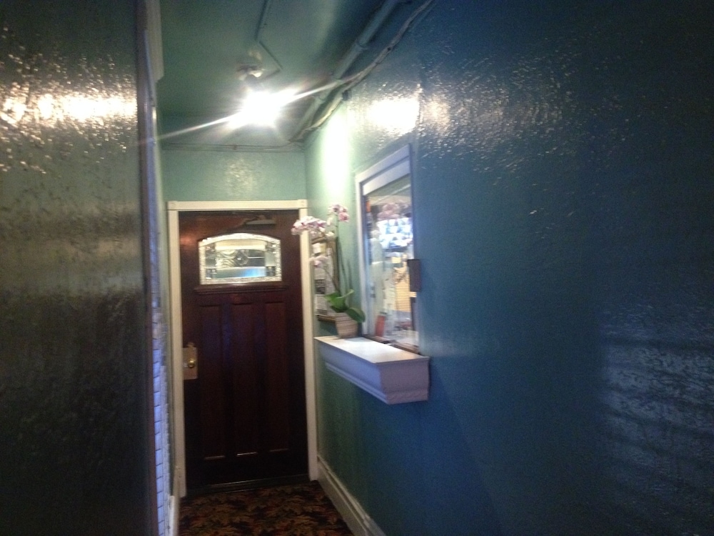 Luz Hotel 47/48