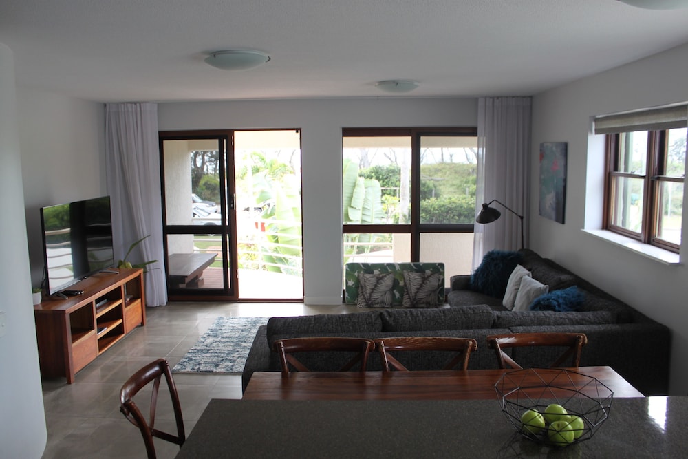 Camargue Beachfront Apartments 30/50