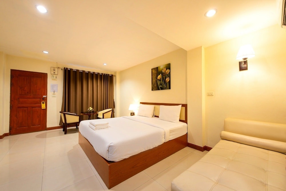 Nuntiya Terrace 37/49