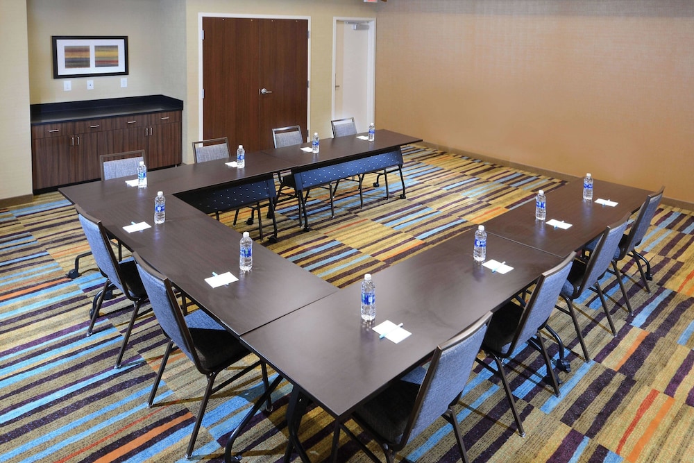 Fairfield Inn & Suites By Marriott Raleigh Capital Blvd./I-540 41/49