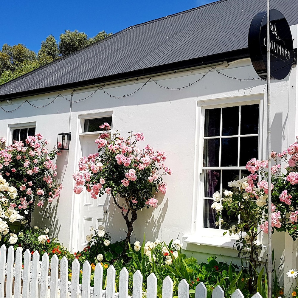 Clonmara Country House Cottages 1/50
