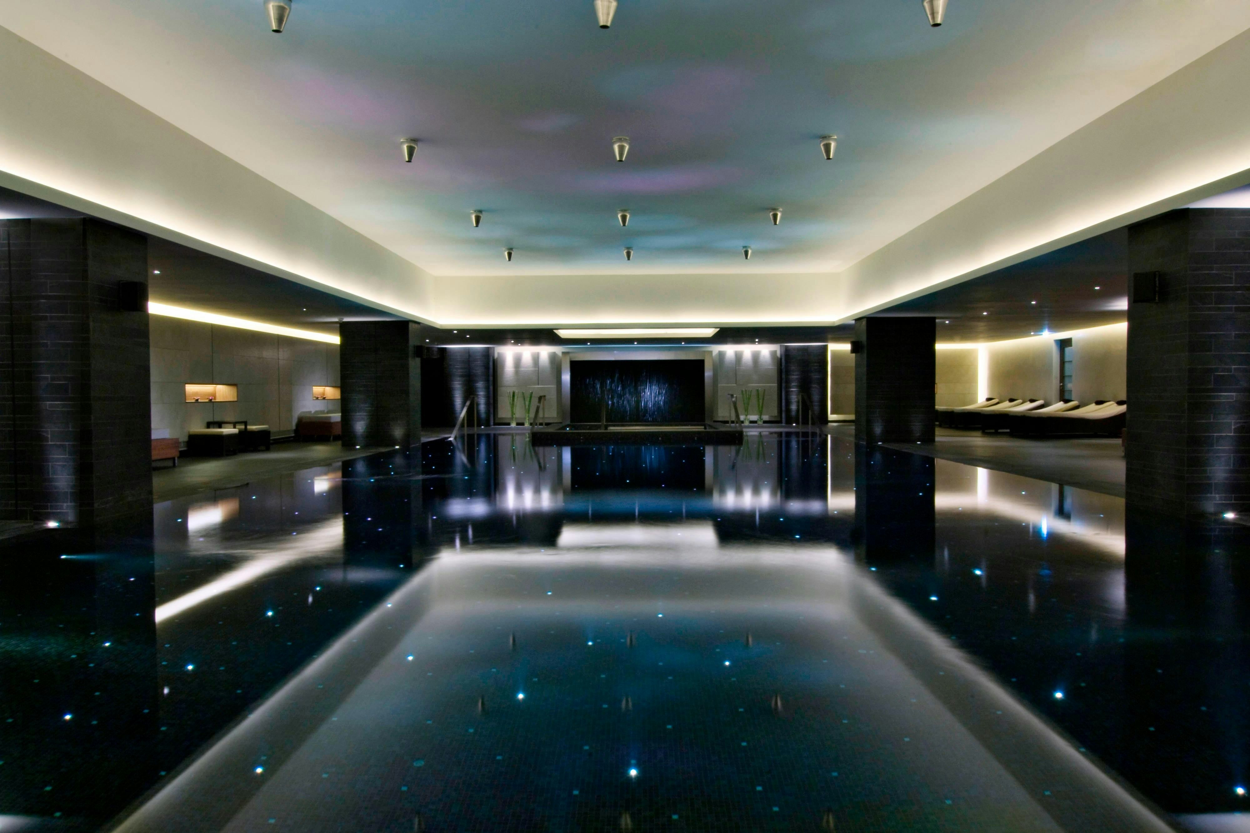 Powerscourt Hotel, Autograph Collection 14/50