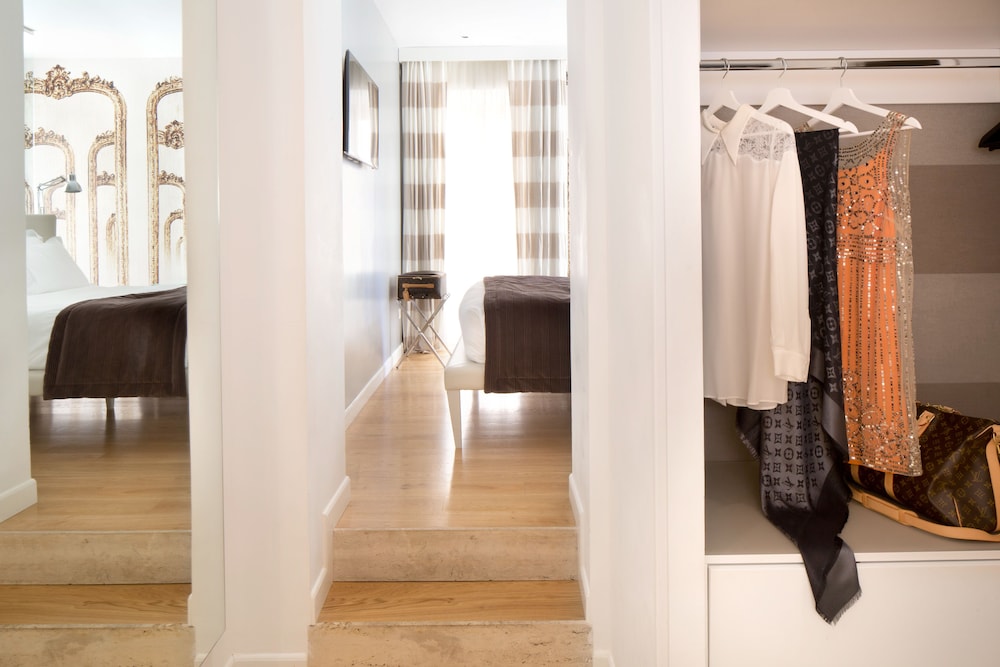 Via Del Corso Home 38/45