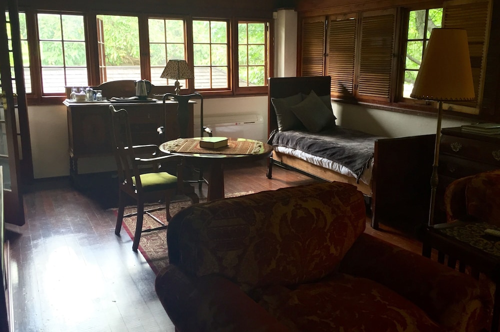 Foxwood House 23/50