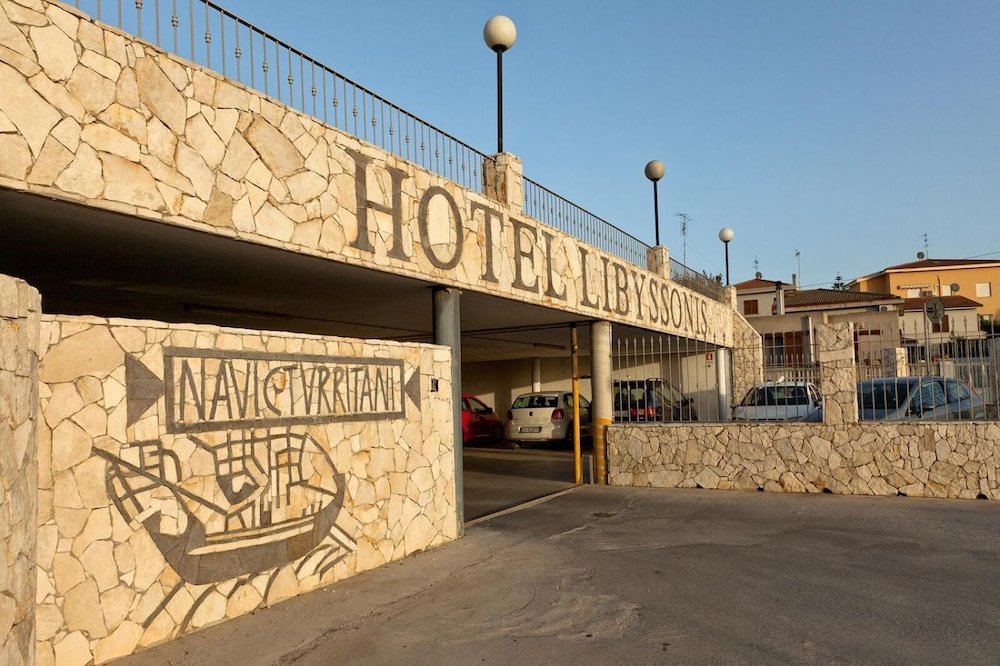 Hotel Libyssonis 7/32