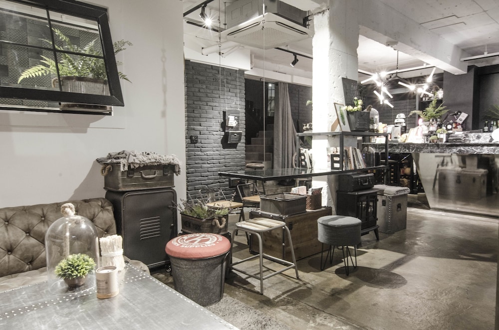 Mmmio Ii Design Residence 33/35