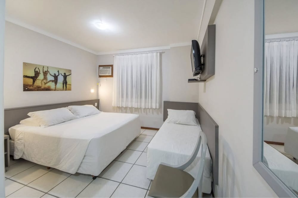 Camboriu Praia Hotel 30/75