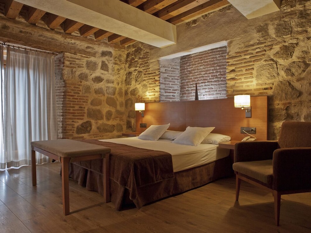 Hotel Las Leyendas 7/60