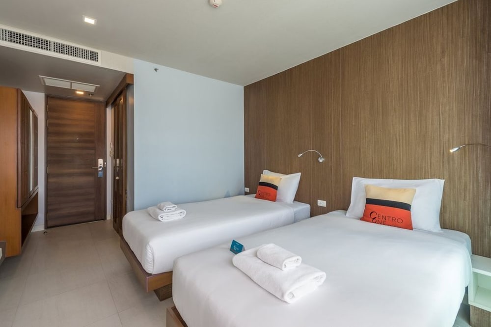 Centro One Patong 37/67