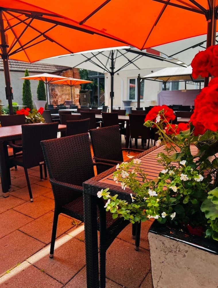 Konferenzhotel Ysenburger Hof 14/21