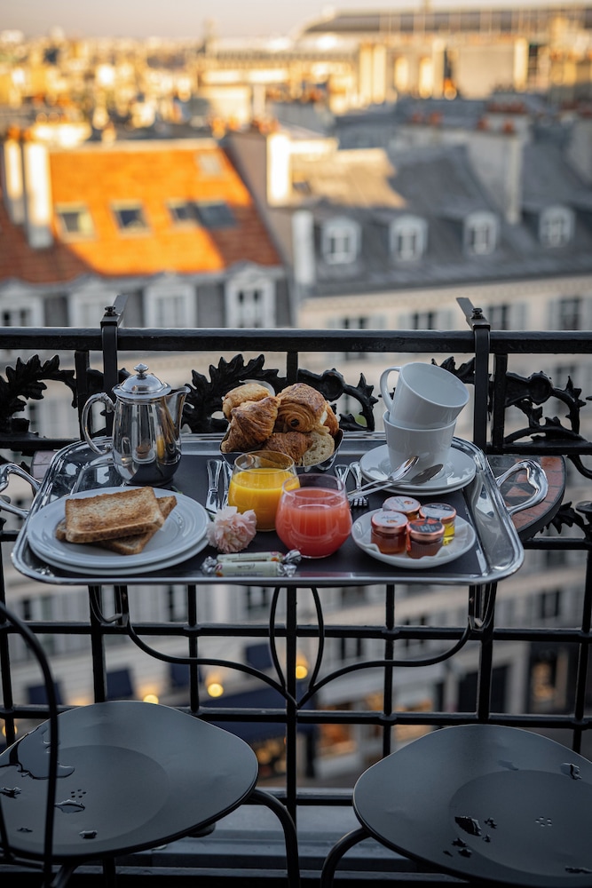 Hotel Pont Royal 52/68