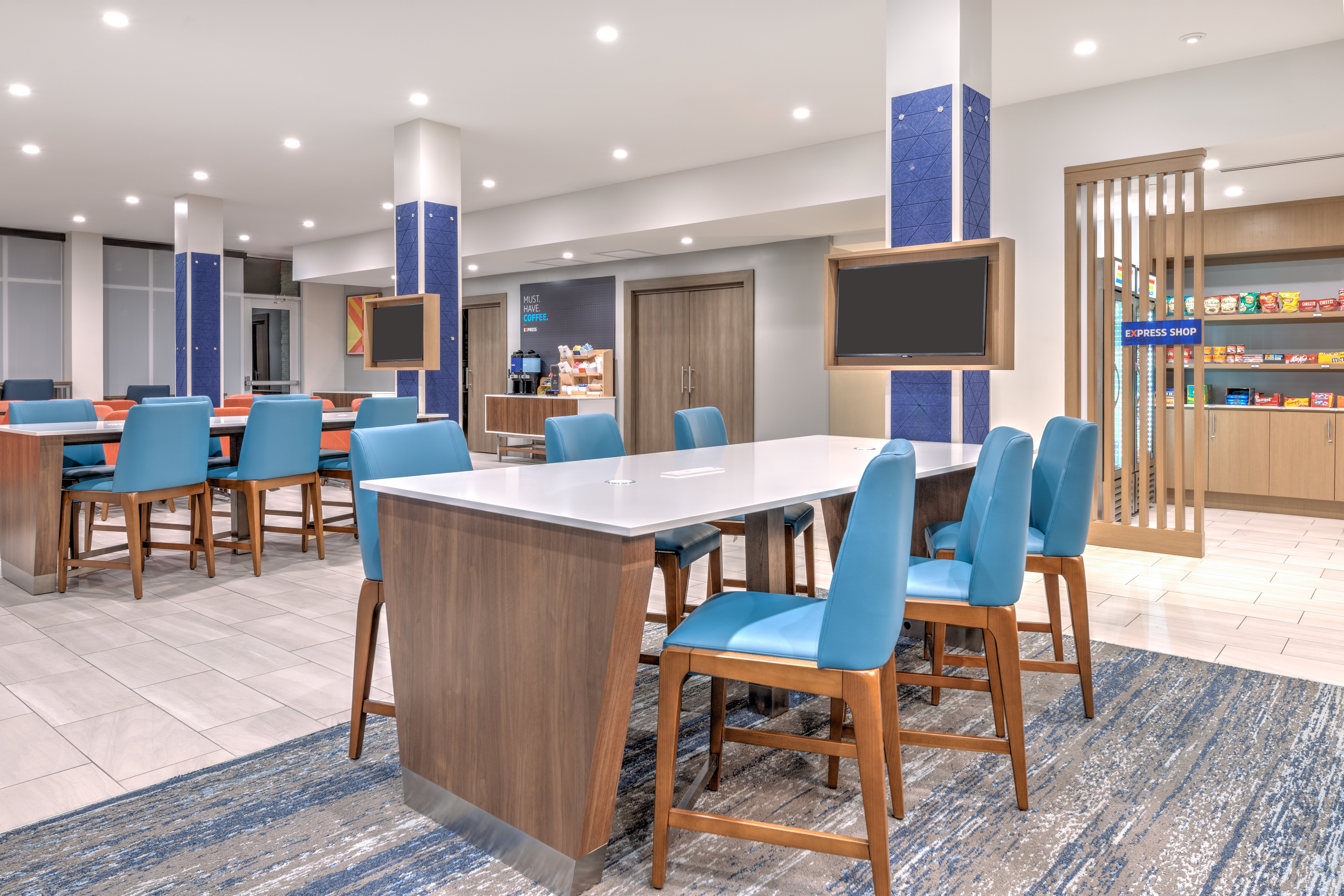 Holiday Inn Express & Suites Austin Airport East 34/44