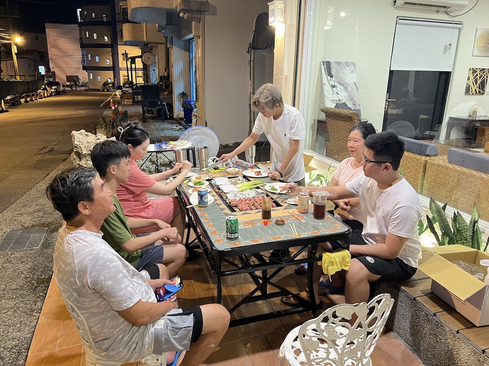 Martin Wales Hotel Kenting 52/69