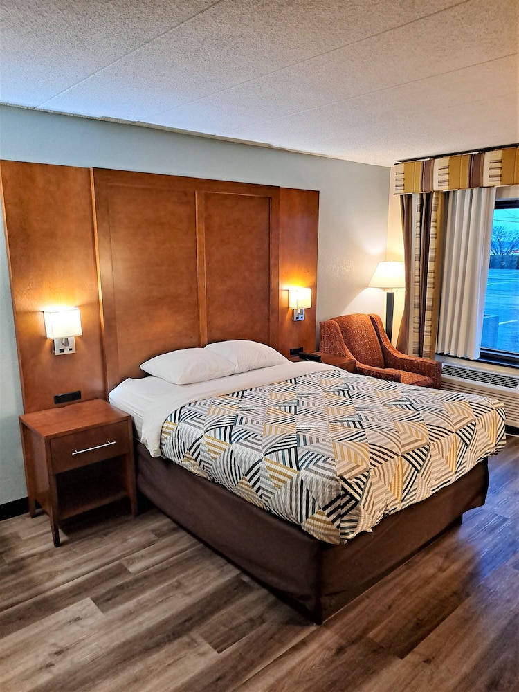 Motel6 Catonsville, MD – Baltimore West 14/58