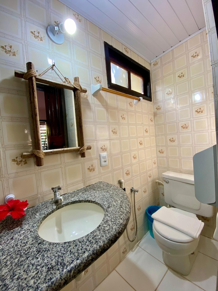 Hotel Pousada Marambaia 35/37