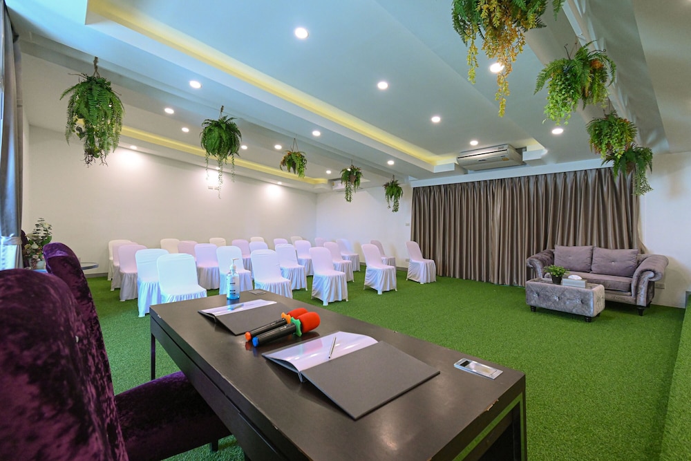 Aranta Airport Hotel Bangkok 54/67
