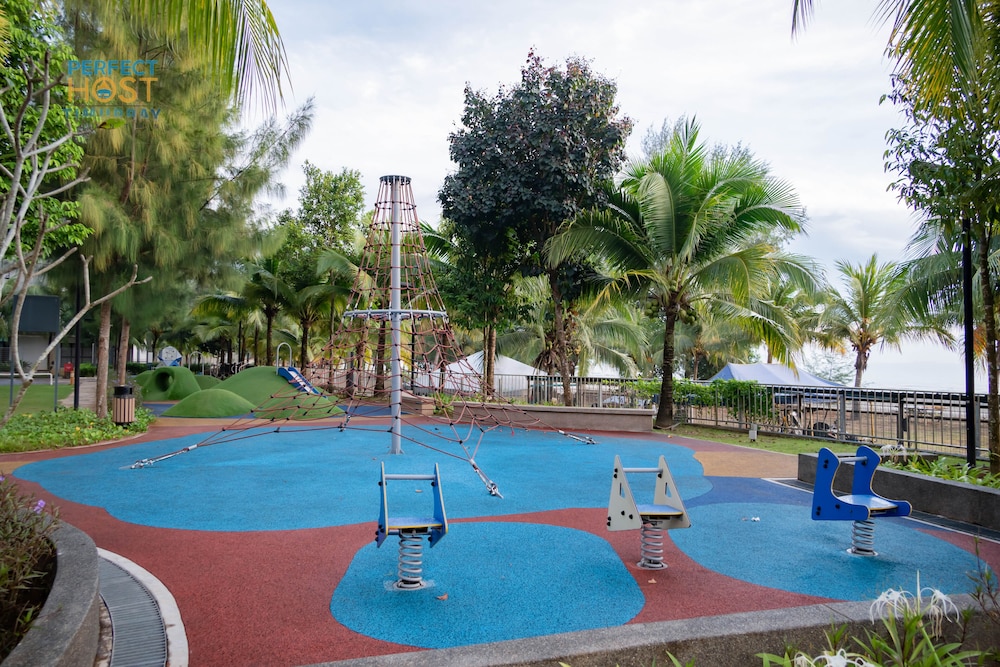 TIMUR BAY BEACHFRONT BY PERFECT HOST 25/50