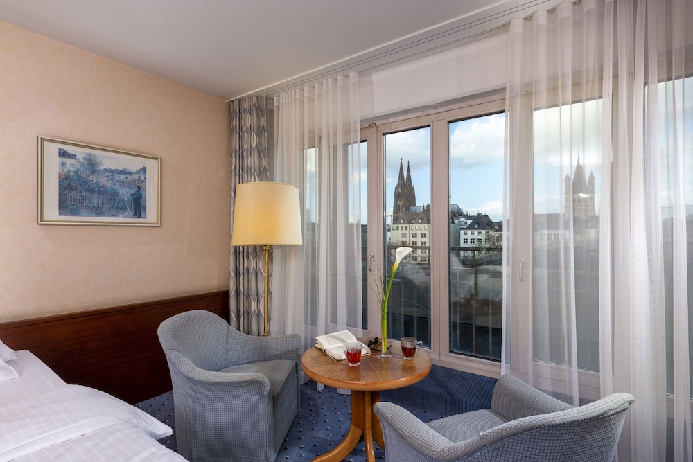 Maritim Hotel Koln 32/55