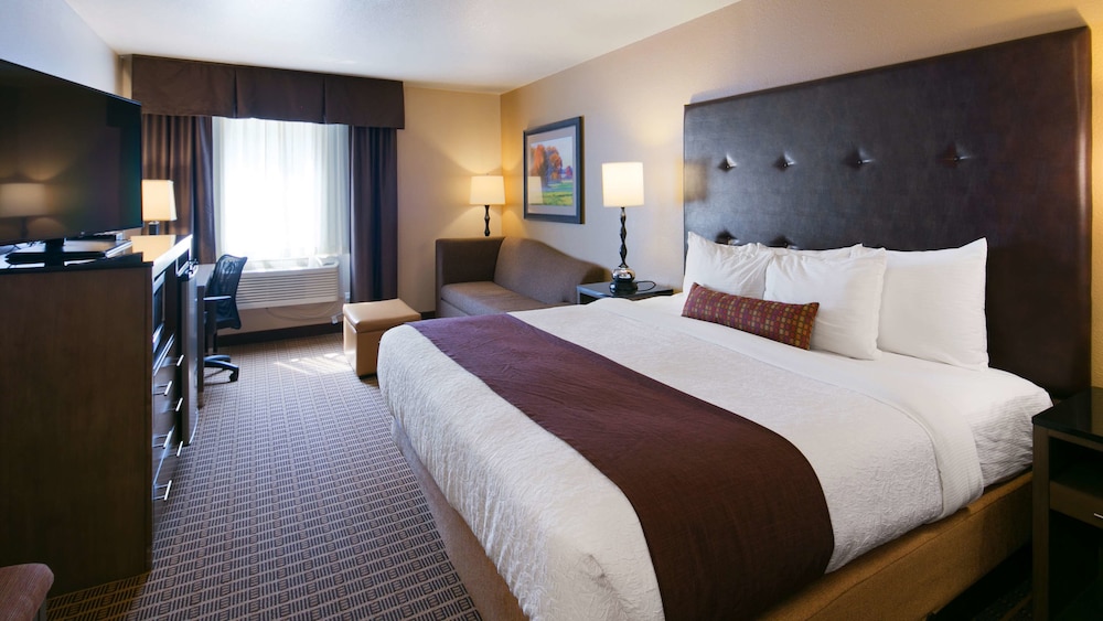 Best Western Plus Yakima Hotel 19/61